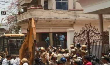 दंगाइयों के खिलाफ योगी सरकार सख़्त। प्रयागराज हिंसा के मास्टरमाइंड जावेद के घर चला बाबा का बुलडोज़र...