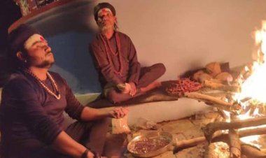 जाने कहाँ मुक्तिधाम में लाल मिर्च से किया गया बगलामुखी हवन