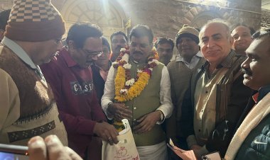 खंडवा की विभिन्न मांगों को लेकर जनमंच ने सांसद ज्ञानेश्वर पाटिल को सौंपा मांग पत्र